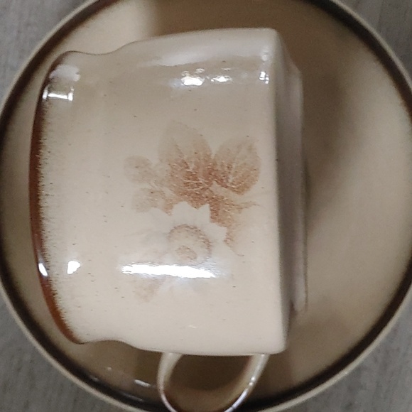 Denby teacups/saucers set of 5 - Picture 4 of 4